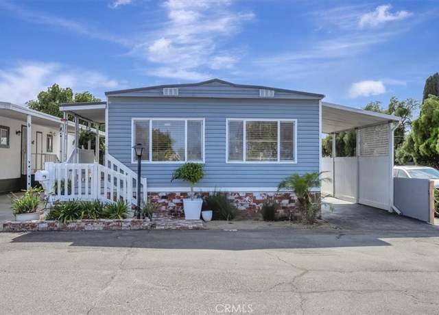 Property at 903 W 17th St #87, Costa Mesa, CA 92627, 2 beds, 2 baths
