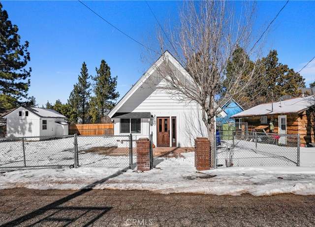 Property at 2107 4th Ln, Big Bear City, CA 92314, 2 beds, 1 bath