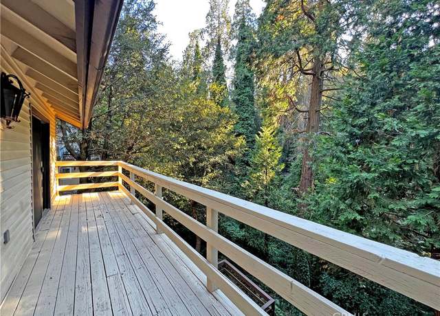 Property at 652 Knoll, Crestline, CA 92325, 3 beds, 2.5 baths