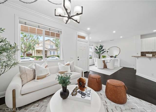 Property at 50 Bluff Cove Dr, Aliso Viejo, CA 92656, 3 beds, 2.5 baths