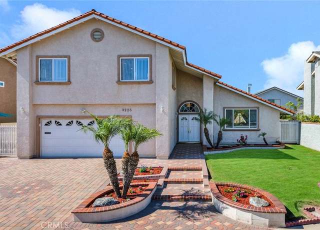 Property at 9225 Hays River Cir, Fountain Valley, CA 92708, 4 beds, 3 baths