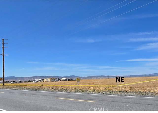 Property at 11000 W Avenue F14, Lancaster, CA 93536
