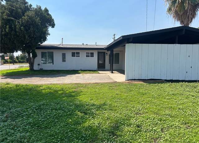 Property at 657 E King St, Rialto, CA 92376, 3 beds, 2 baths