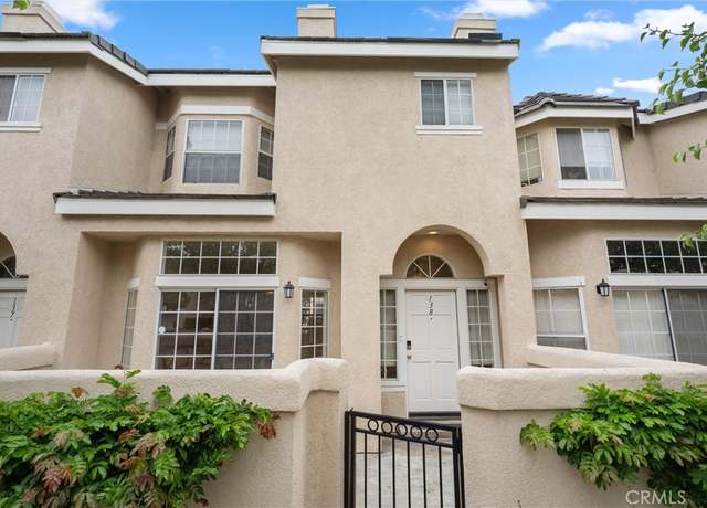 Property at 2300 Maple Ave #138, Torrance, CA 90503, 3 beds, 2.5 baths