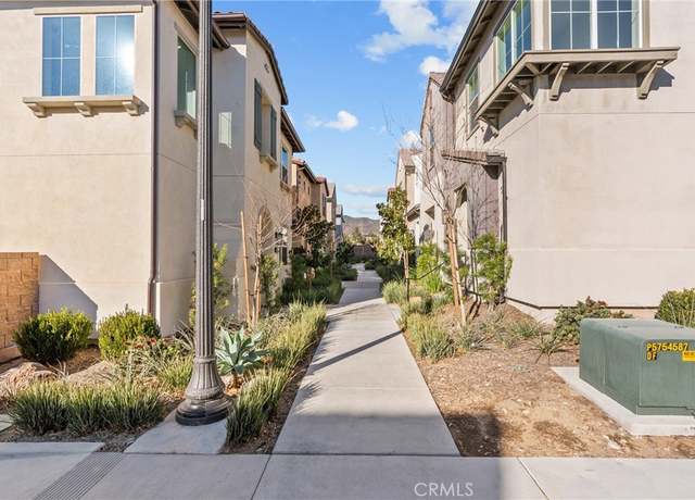 Property at 15992 Jamie Ln #1, Fontana, CA 92336, 4 beds, 3 baths