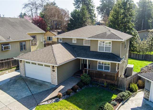 Property at 3920 Davis Ct, Eureka, CA 95503, 3 beds, 2.5 baths