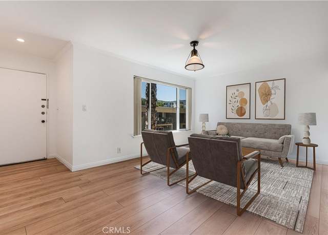Property at 11138 Aqua Vista St #49, Studio City, CA 91602, 1 bath