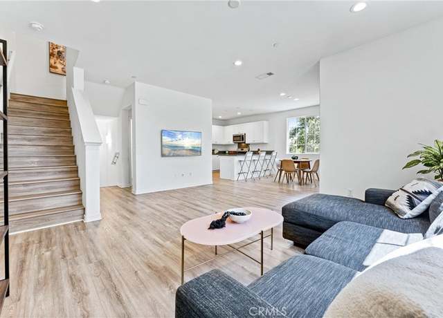 Property at 1166 Newberry Ln #1, Claremont, CA 91711, 2 beds, 2.5 baths