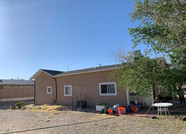 Property at 10424 Santa Fe Fire Rd, Lucerne Valley, CA 92356, 3 beds, 3 baths