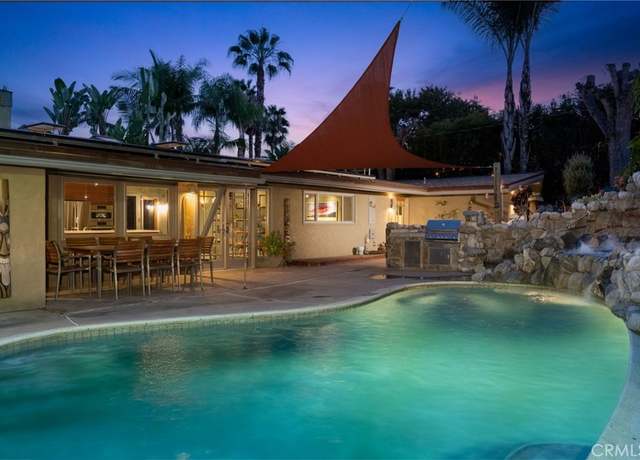 Property at 245 Ardys Pl, Vista, CA 92084, 3 beds, 3 baths
