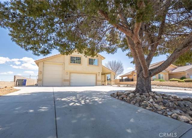 Property at 27857 Hummingbird Ln, Helendale, CA 92342, 4 beds, 2.5 baths