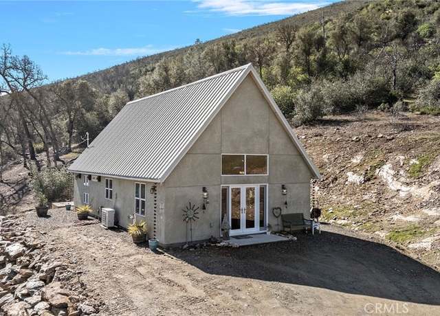 Property at 4120 State Highway 140, Mariposa, CA 95338, 1 bed, 2 baths
