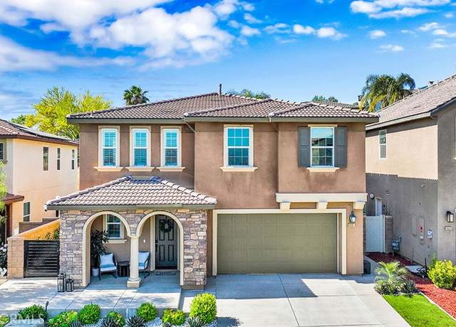Property at 8967 Sunshine Valley Way, Corona, CA 92883, 3 beds, 2.5 baths