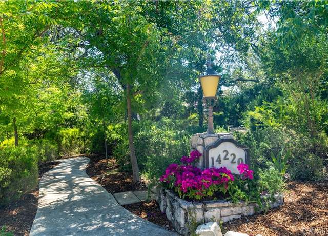 Property at 14220 El Monte Rd, Atascadero, CA 93422, 3 beds, 2.5 baths