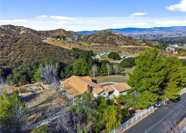 Property at 26615 Mountain Park Rd, Canyon Country, CA 91387, 3 beds, 2.5 baths