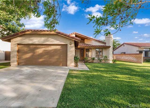 Property at 1064 E Avenue J6, Lancaster, CA 93535, 3 beds, 2 baths