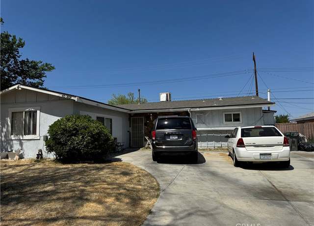 Property at 45529 Sancroft Ave, Lancaster, CA 93535, 4 beds, 2 baths