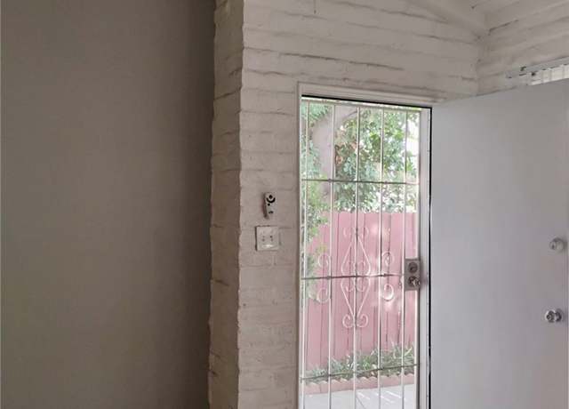 Property at 192 N CENTER Pl, Redlands, CA 92373, 1 bed, 1 bath