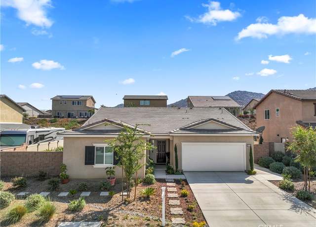Property at 30765 Expedition Dr, Winchester, CA 92596, 3 beds, 2 baths