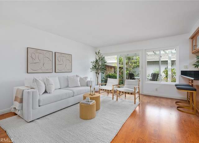 Property at 43 W Yale Loop #29, Irvine, CA 92604, 3 beds, 2.5 baths