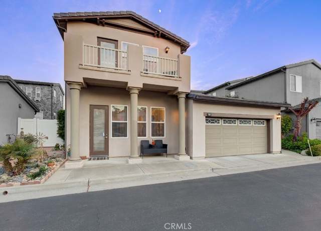 Property at 451 Main St, Morro Bay, CA 93442, 3 beds, 2.5 baths