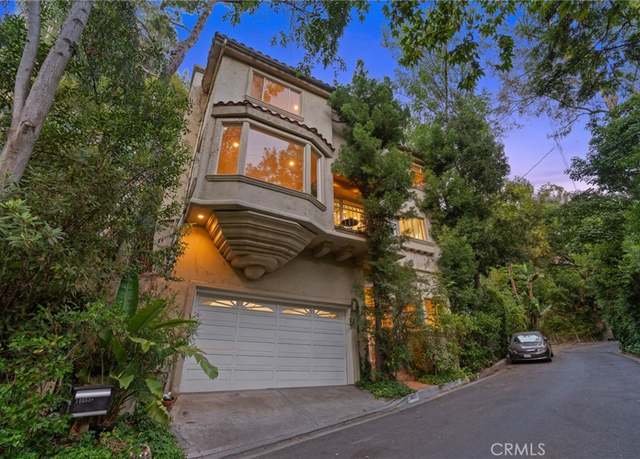Property at 10055 Reevesbury Dr, Beverly Hills, CA 90210, 3 beds, 3 baths