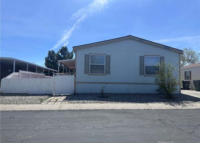 Property at 2016 Windbreak Dr #22, Rosamond, CA 93560, 4 beds, 2 baths