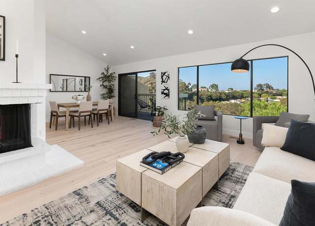Property at 6635 Caminito Scioto, La Jolla, CA 92037, 2 beds, 2.5 baths