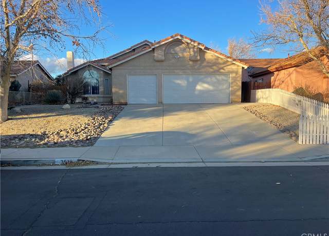 Property at 3631 San Jacinto Ave, Rosamond, CA 93560, 4 beds, 2 baths