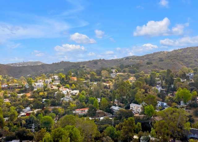 Property at 4310 Torreon Dr, Woodland Hills, CA 91364, 3 beds, 2.5 baths