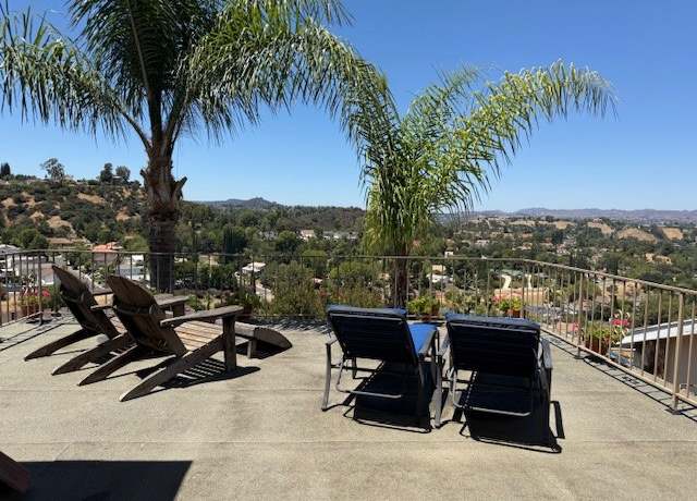Property at 4310 Torreon Dr, Woodland Hills, CA 91364, 3 beds, 2.5 baths
