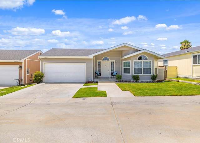 Property at 27823 Sunrise Ln, Canyon Country, CA 91351-5816, 3 beds, 2 baths