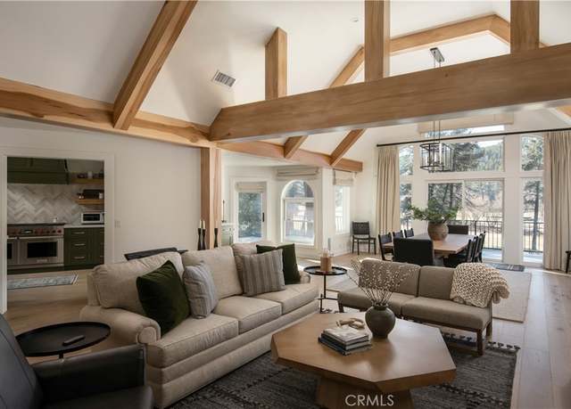 Property at 544 Golf Course Rd, Lake Arrowhead, CA 92352, 4 beds, 5.5 baths