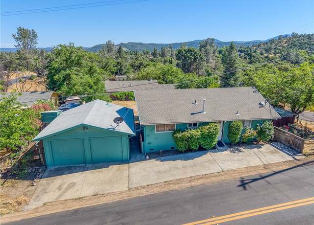 Property at 3206 4th St, Clearlake, CA 95422, 2 beds, 1.5 baths