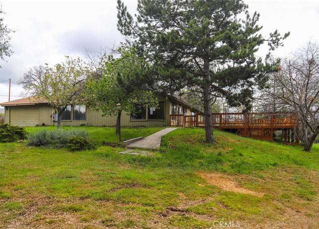 Property at 32157 Navajo Ct, Coarsegold, CA 93614, 4 beds, 3 baths