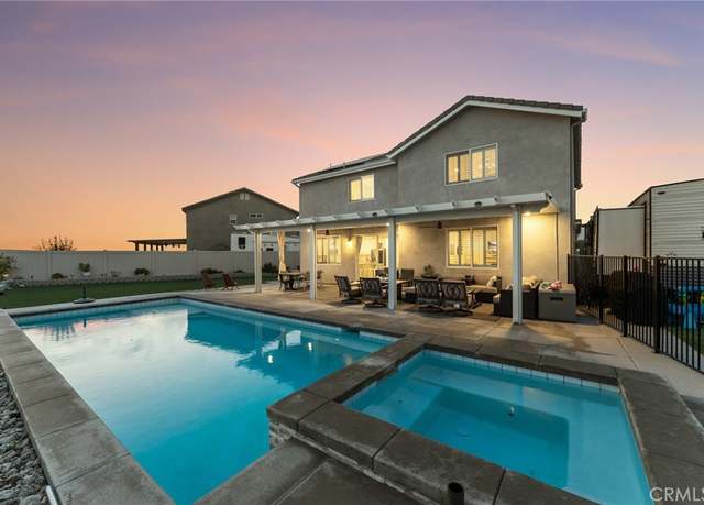 Property at 281 Singleton Canyon Rd, Calimesa, CA 92320, 4 beds, 3 baths