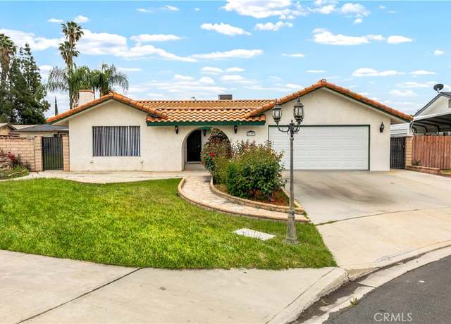 Property at 42397 Santiago Dr, Hemet, CA 92544, 4 beds, 2 baths