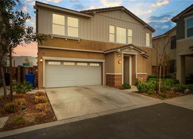 Property at 16763 Stags Leap Ln, Fontana, CA 92336, 3 beds, 2.5 baths