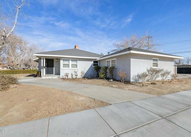 Property at 45002 Kingtree Ave, Lancaster, CA 93534, 3 beds, 1.5 baths