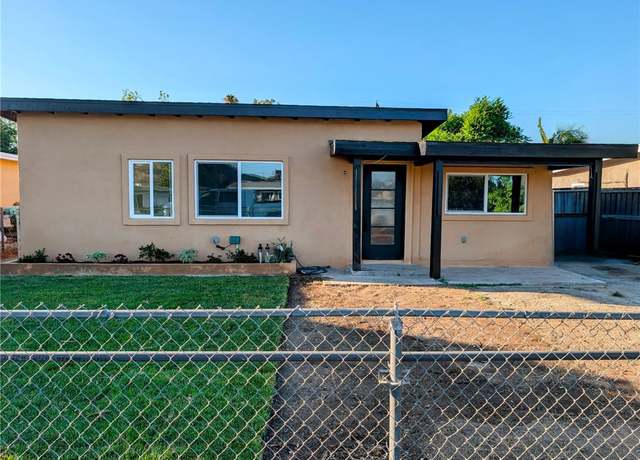 Property at 18612 13th St, Bloomington, CA 92316, 3 beds, 1 bath
