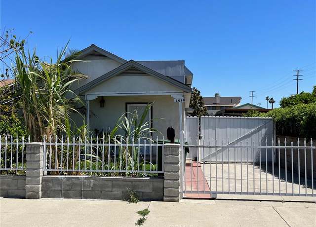 Property at 1610 N Fries Ave, Wilmington, CA 90744, 4 beds, 2 baths