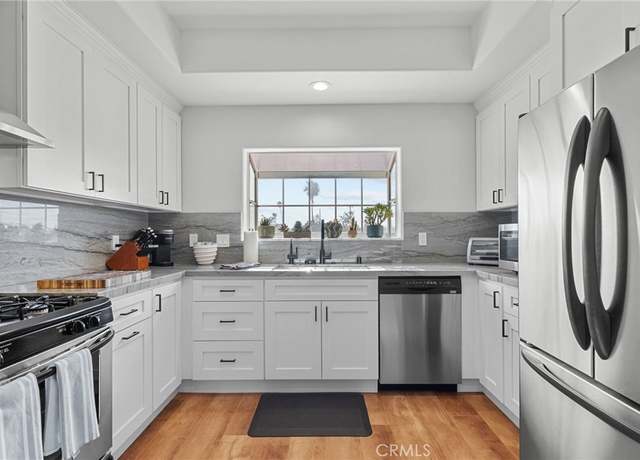 Property at 10925 Blix St #305, Toluca Lake, CA 91602, 2 beds, 3 baths