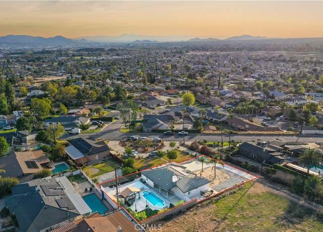 Property at 1690 Bonita Vista Dr, San Bernardino, CA 92404, 3 beds, 2 baths