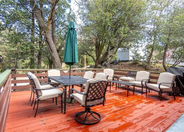 Property at 28797 Manitoba Dr, Lake Arrowhead, CA 92352, 4 beds, 3 baths