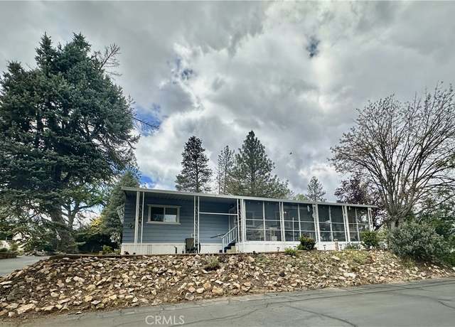 Property at 39678 Road 425B #16, Oakhurst, CA 93644, 2 beds, 2 baths