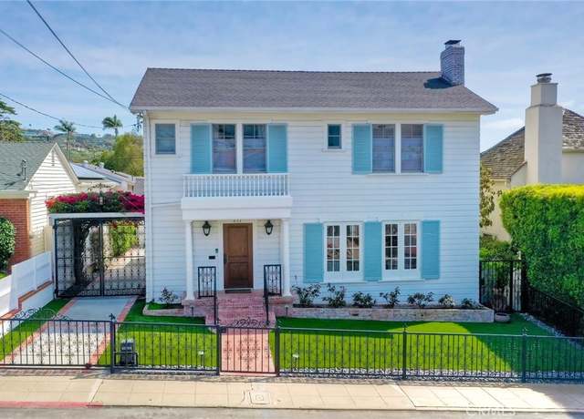Property at 637 Arenas St, La Jolla, CA 92037, 4 beds, 3.5 baths