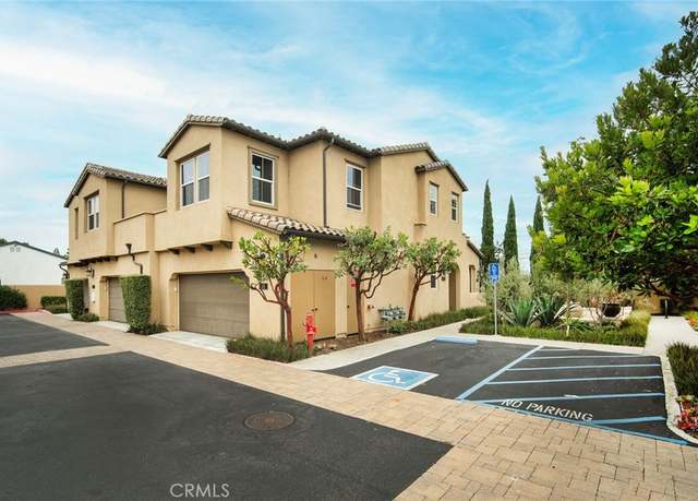 Property at 17551 Newland St #101, Huntington Beach, CA 92647, 3 beds, 3 baths