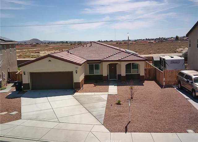 Property at 2024 Via Vida Feliz Ave, Rosamond, CA 93560, 4 beds, 2 baths