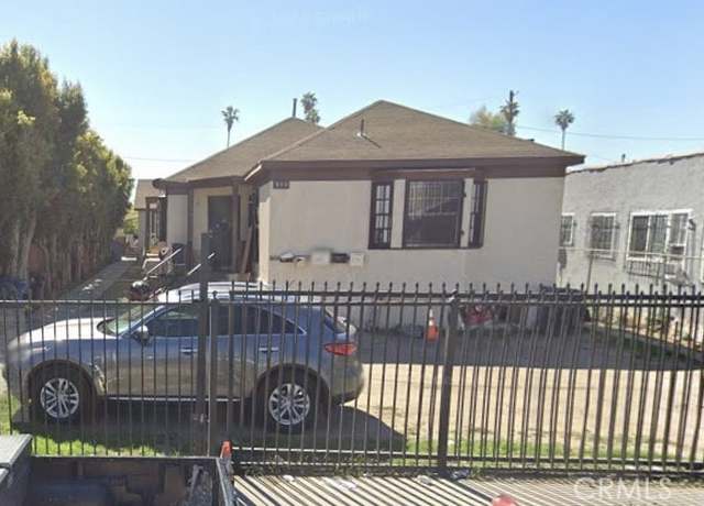 Property at 902 W 84th St, Los Angeles, CA 90044, 6 beds, 5 baths
