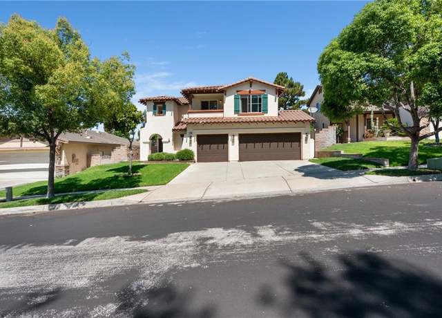 Property at 11780 Fairway Dr, Yucaipa, CA 92399, 3 beds, 3 baths